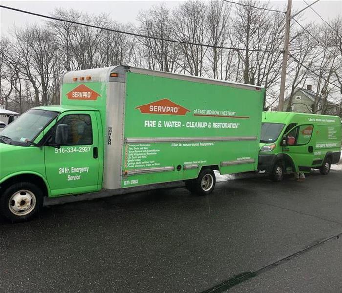 SERVPRO of East Meadow/Westbury feeding Seniors